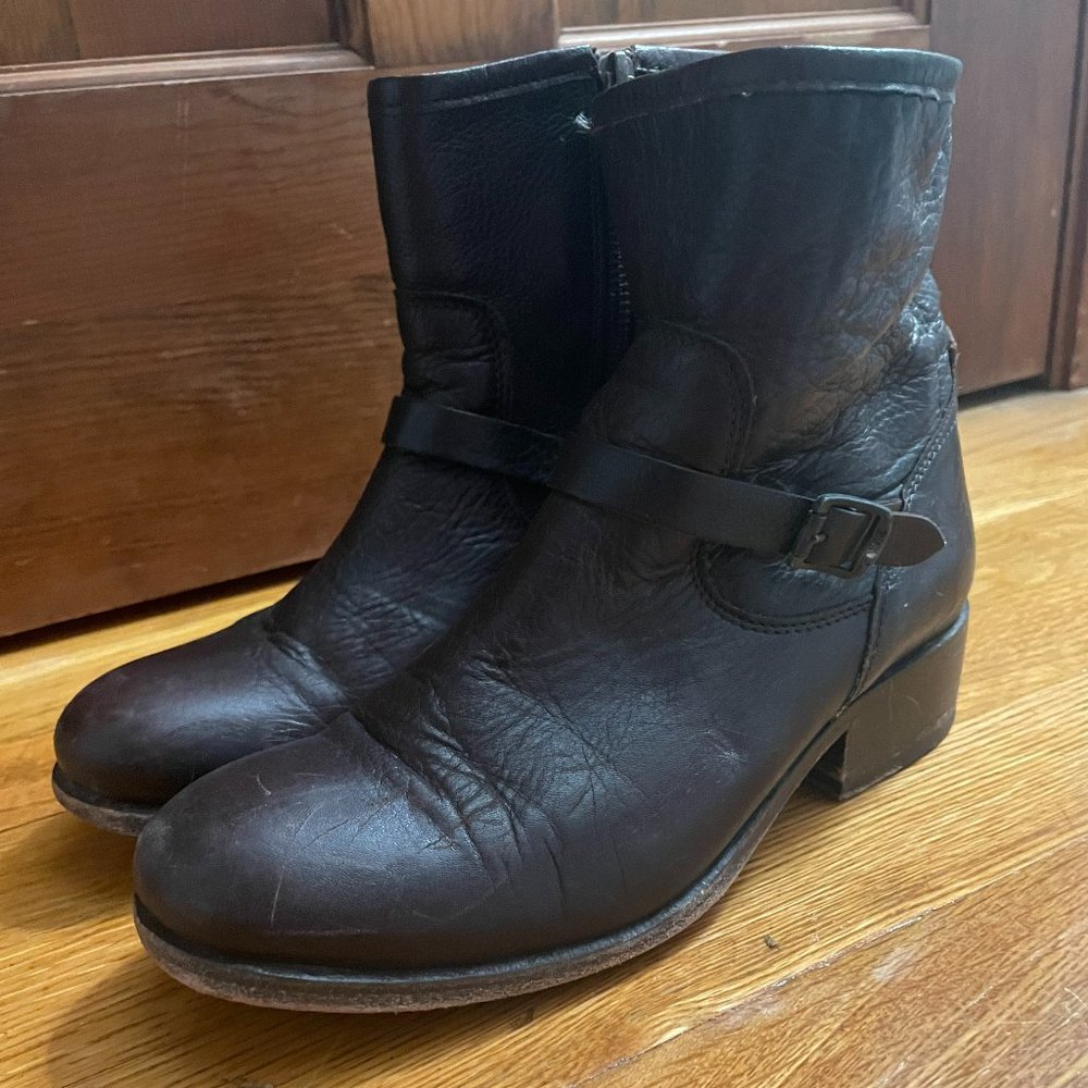 Frye Women's Veronica Bootie